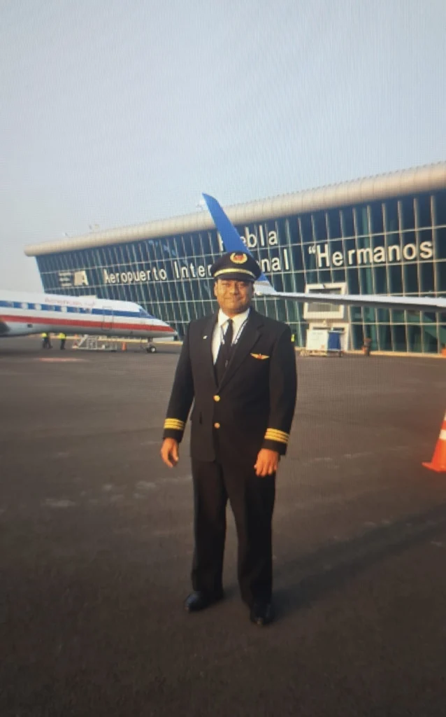 El piloto Aroly Díaz
