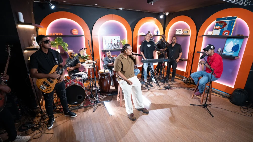 Damn Goldo durante su live session junto a El Dotol Nastra con canciones de Variados Vol. I.