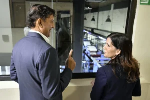 Embajadora de EE. UU. visita Multimedios del Caribe