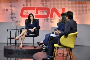 Embajadora de EE. UU. visita Multimedios del Caribe