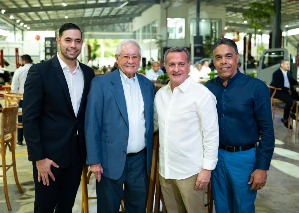 Sebastián de León, Juan de León, Domingo Antuña y Franklin Marte