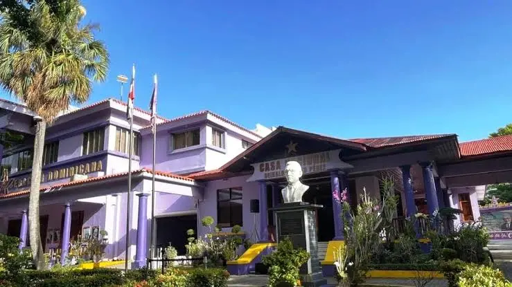 El PLD pide 2 mil 300 equipos a la JCE para consulta
