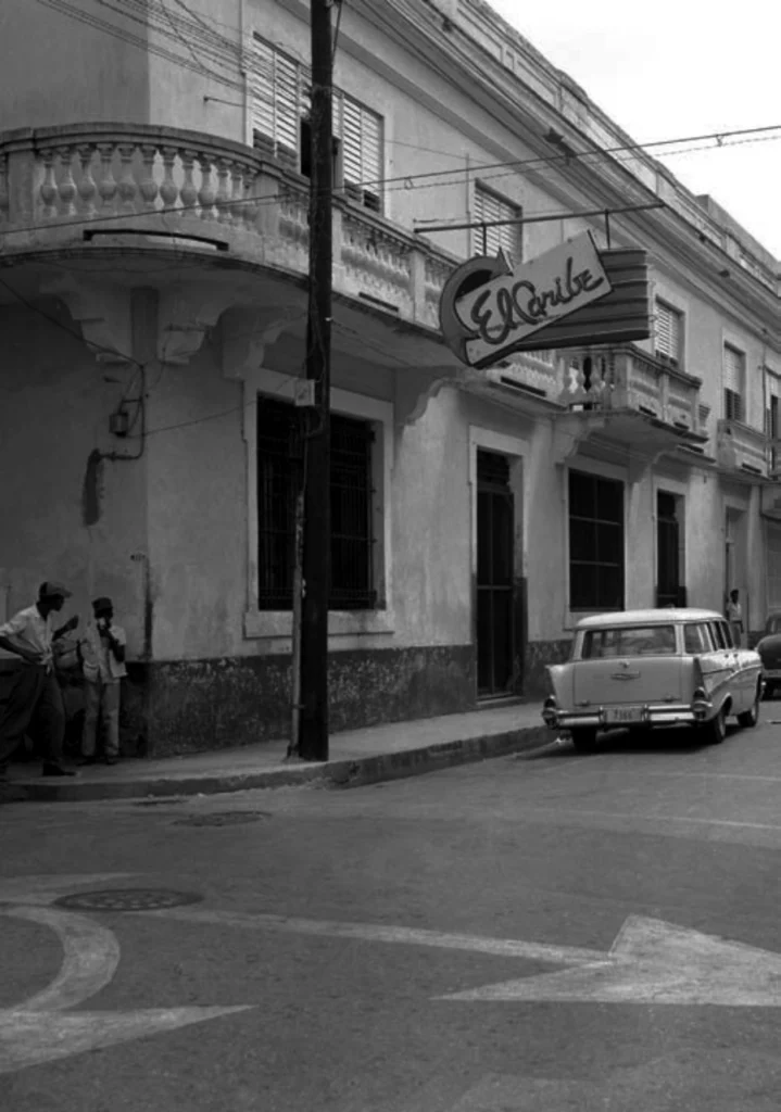 La sede de El Caribe en la calle El Conde, esquina Las Damas