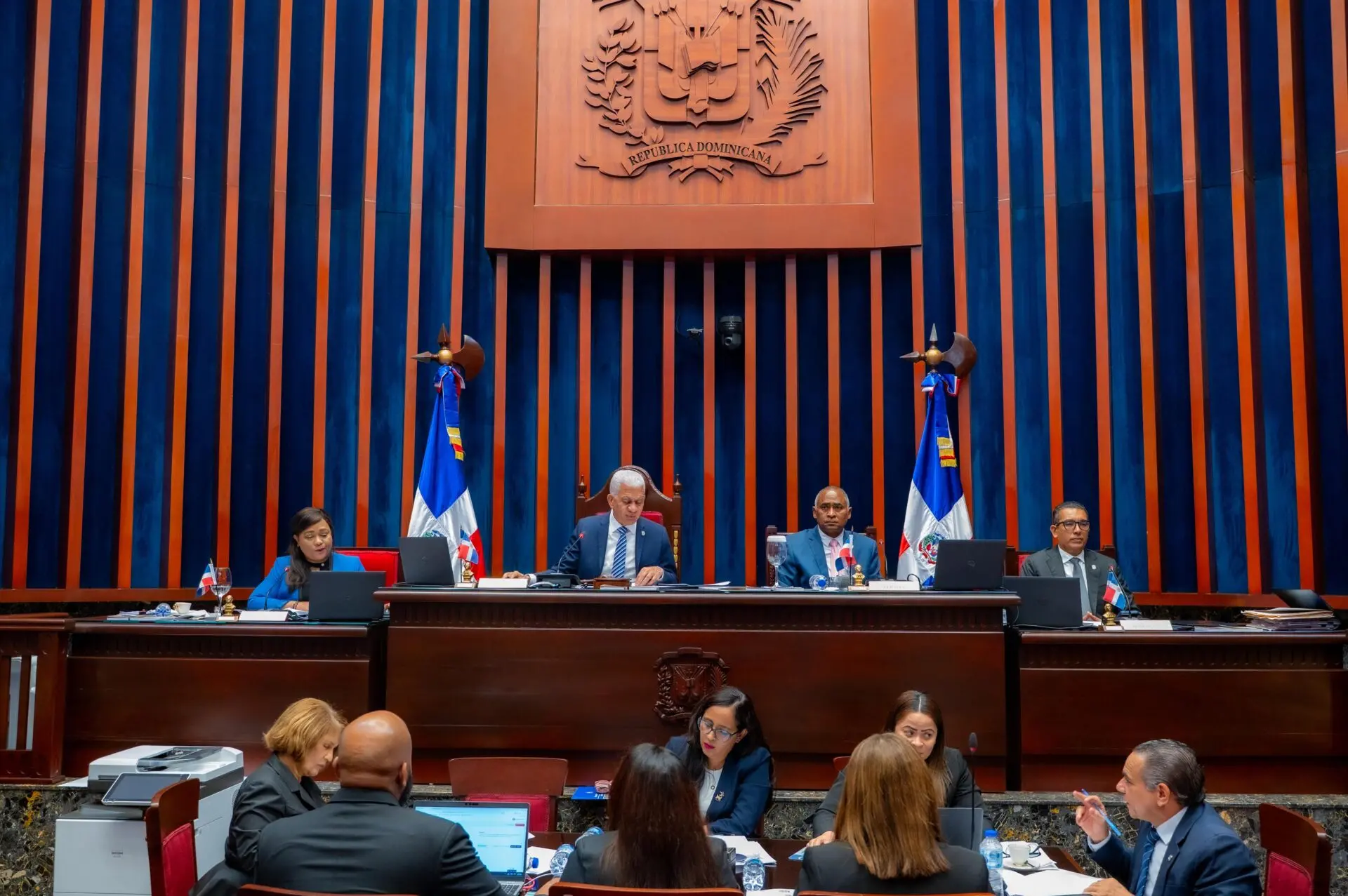 Senado da dos años más a las empresas para adecuarse al nuevo Código Penal: regirá en noviembre de 2028