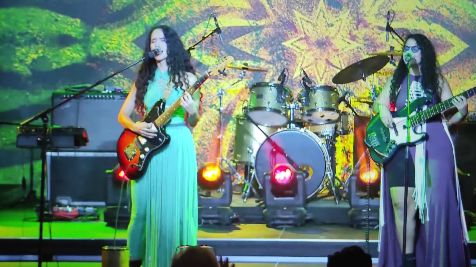 La Marimba se presenta en Kingston, Jamaica